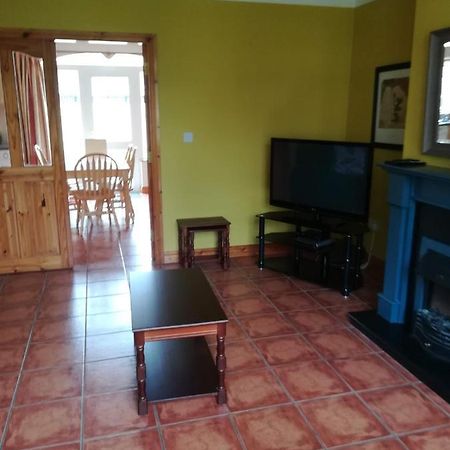 No 14 Killarney Holiday Village Cloghereen ภายนอก รูปภาพ